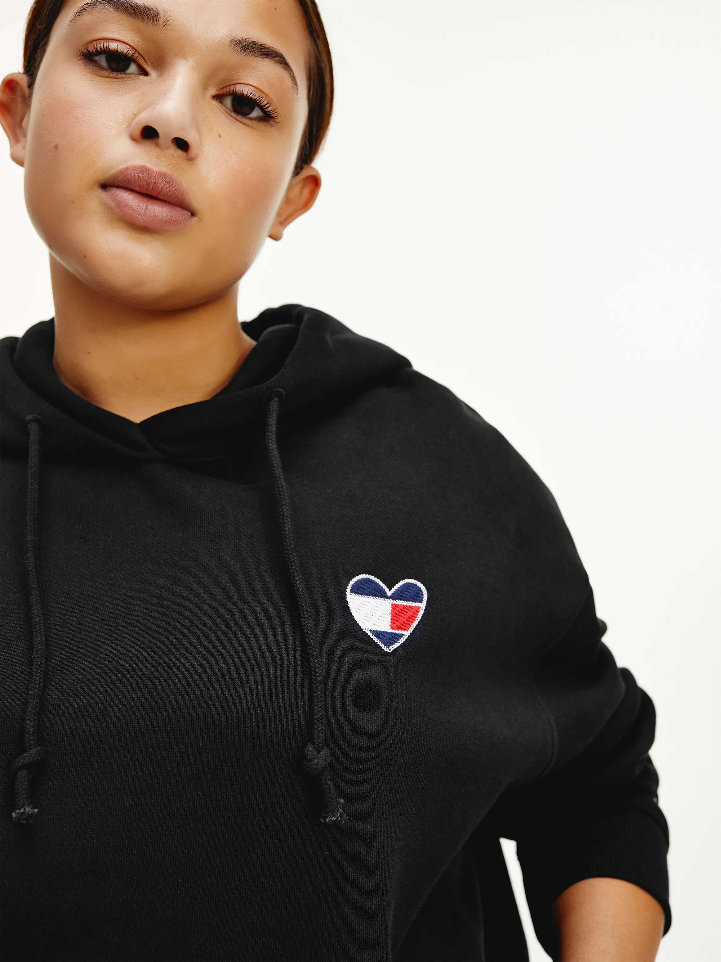 Curve Heart Flag Boxy Hoodie | Hoodies | Tommy Hilfiger