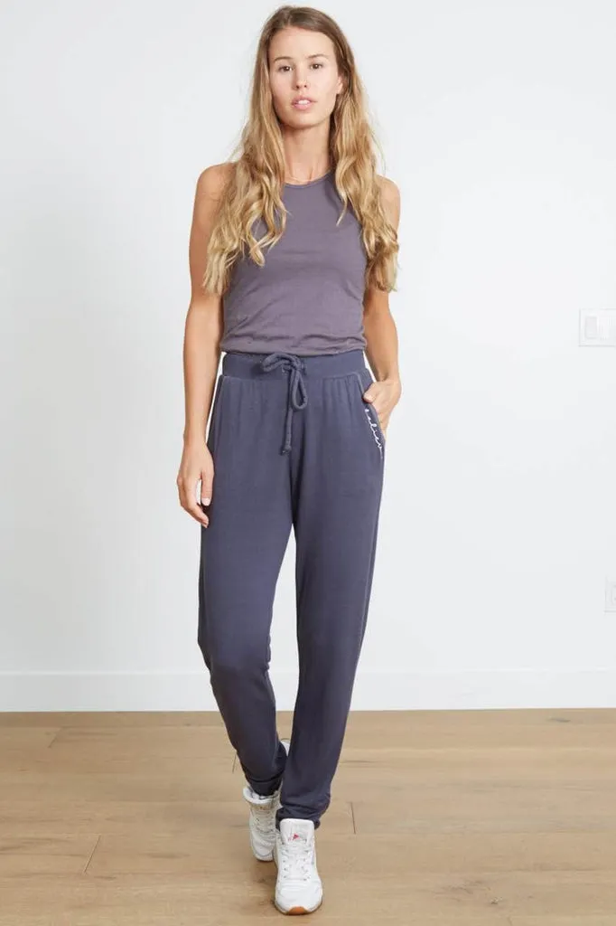 good hYOUman Women's Beauty Ruched Sweatpant - INDIA INK