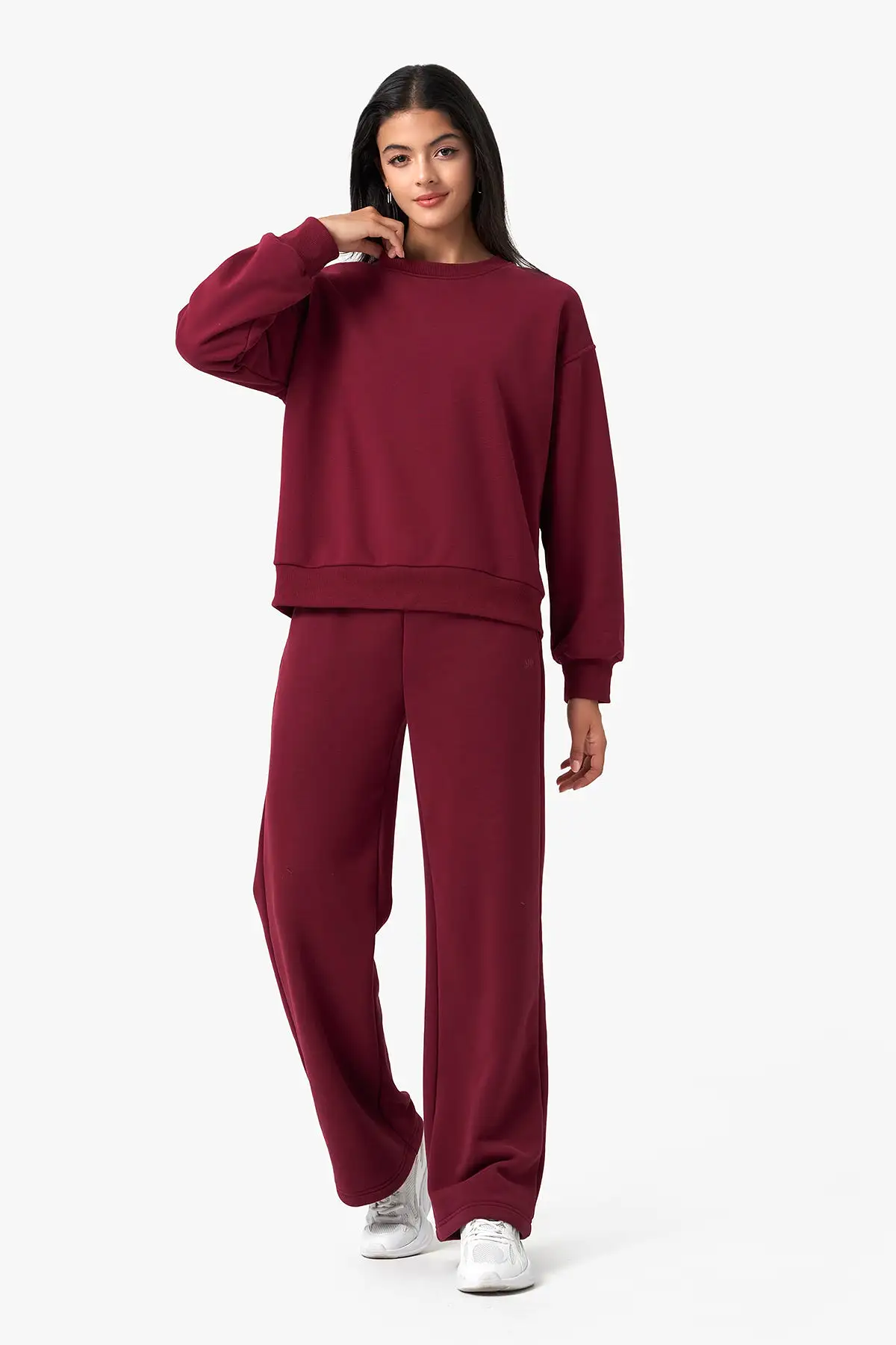 Loose-Fit Straight-Leg Long Sweatpants