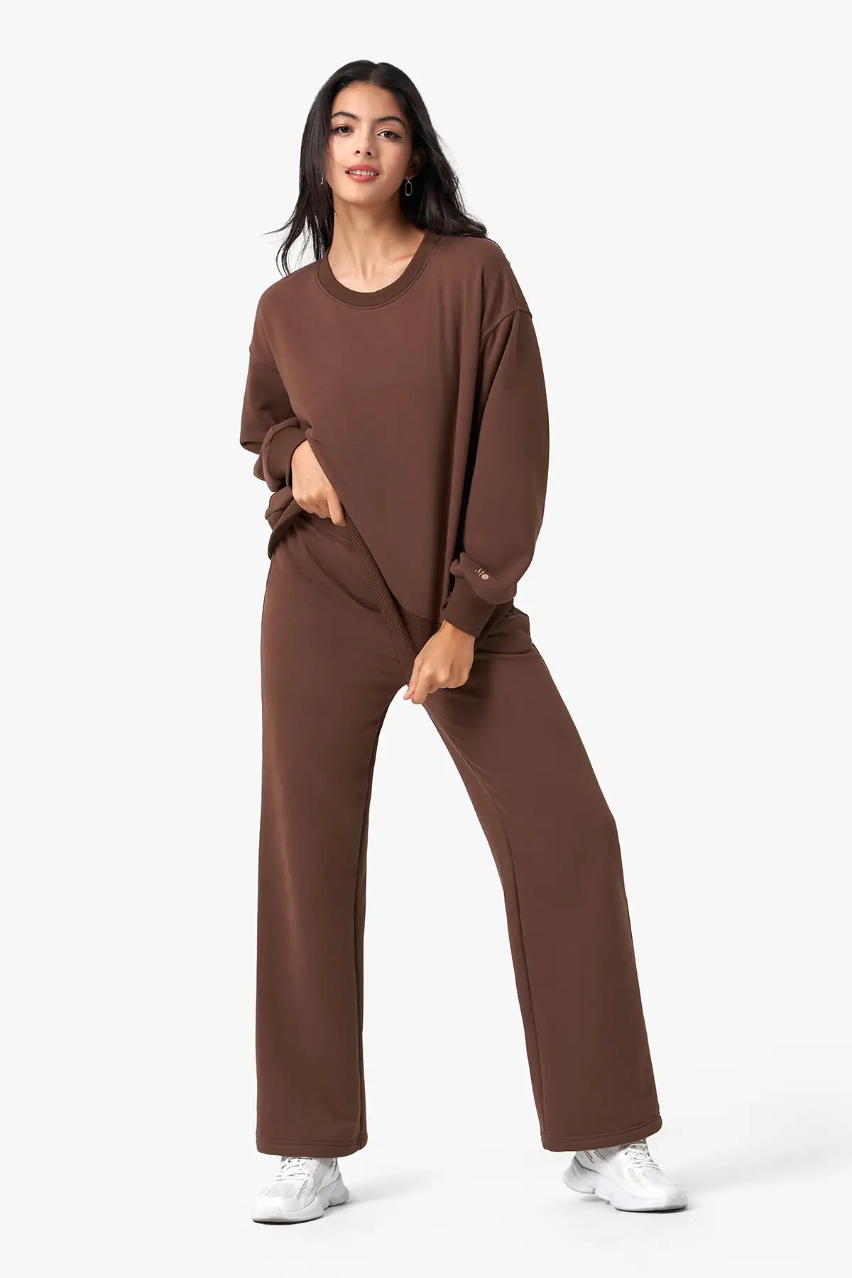 Loose-Fit Straight-Leg Long Sweatpants