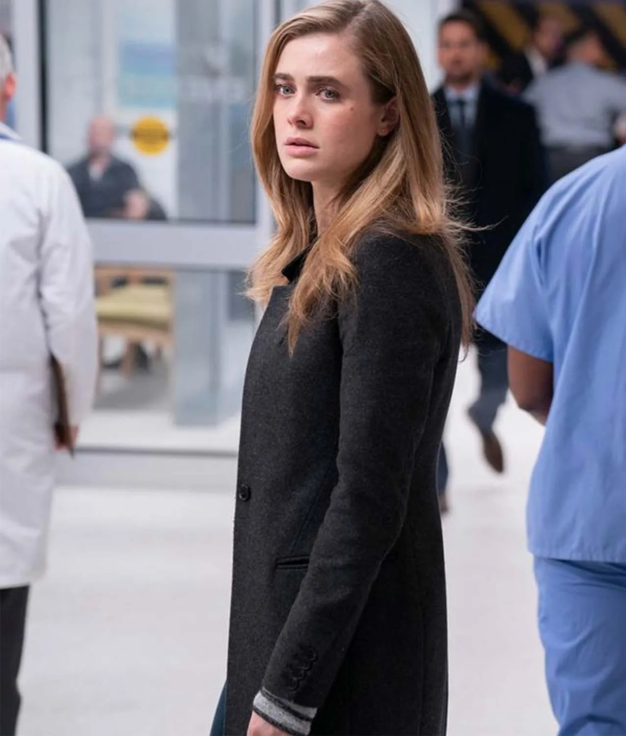 Manifest Michaela Stone Coat | Melissa Roxburgh Coat