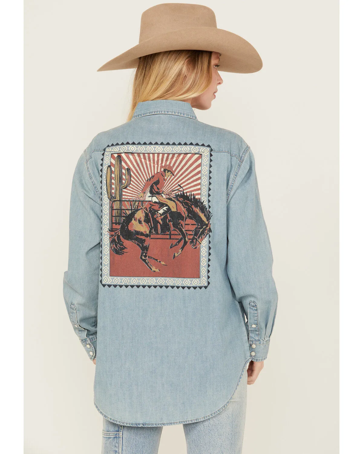 Product Name:  Wrangler Retro Women's Light Wash Cowboy Back Long Sleeve Pearl Snap Denim Western Shirt