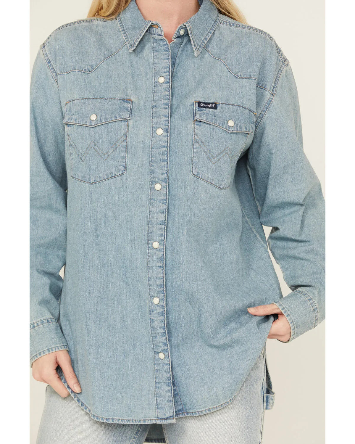 Product Name:  Wrangler Retro Women's Light Wash Cowboy Back Long Sleeve Pearl Snap Denim Western Shirt