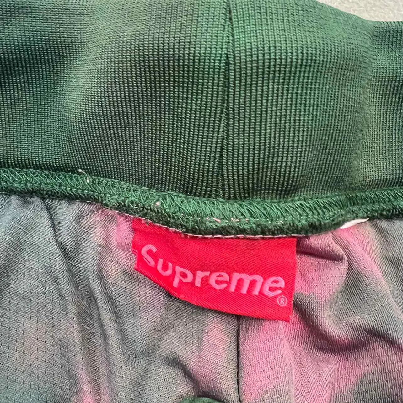 Supreme Shorts TIE DYE Green New Size M